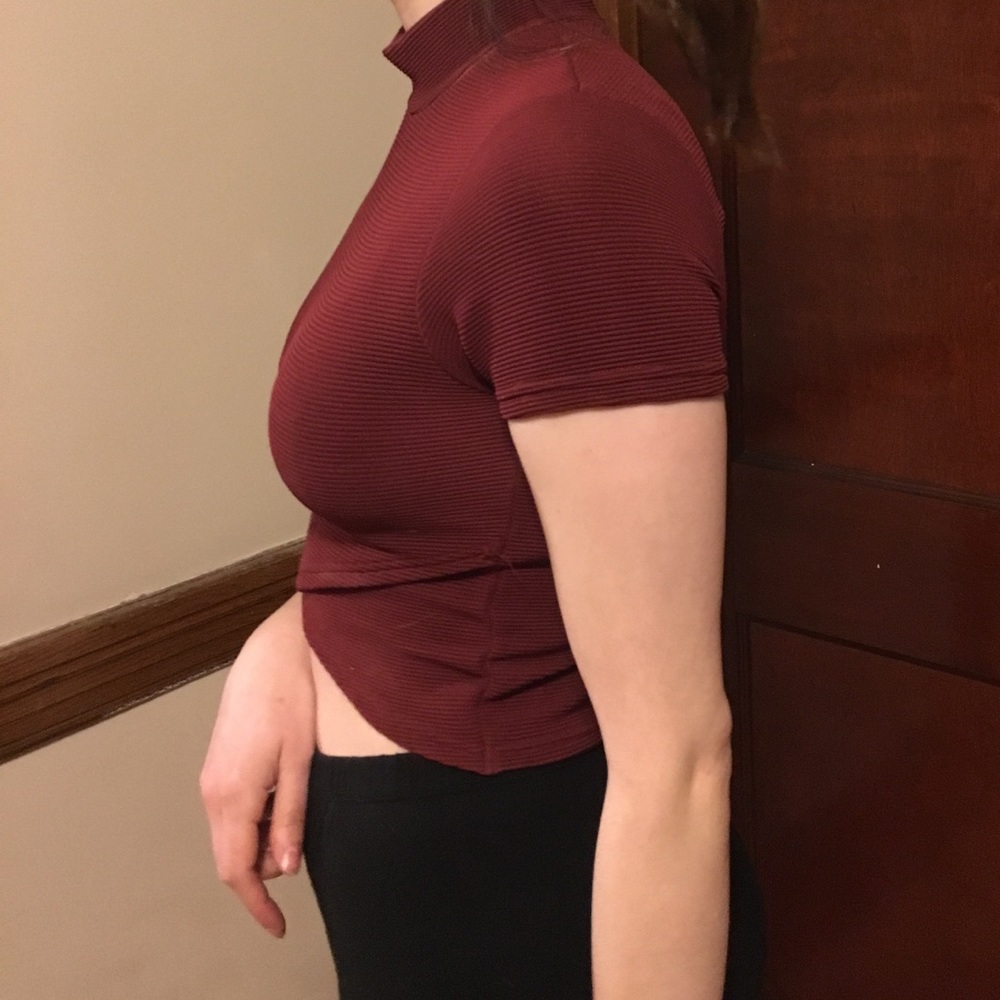 Charlotte Russe Ribbed Crop Top Size S